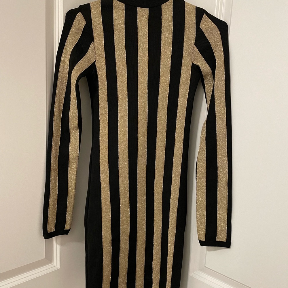 Black and gold long sleeve dress